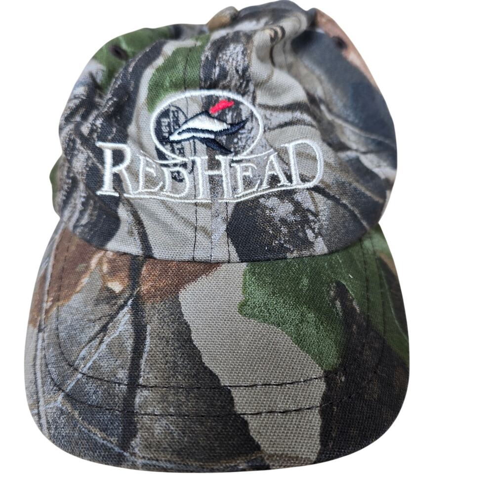RedHead Camo Infant Fitted Cap excellent Condition Stretchy Fit on Back